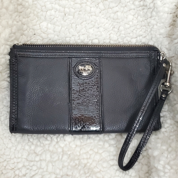 Large Coach Patent Leather and Leather Wristlet Wallet - Picture 1 of 12